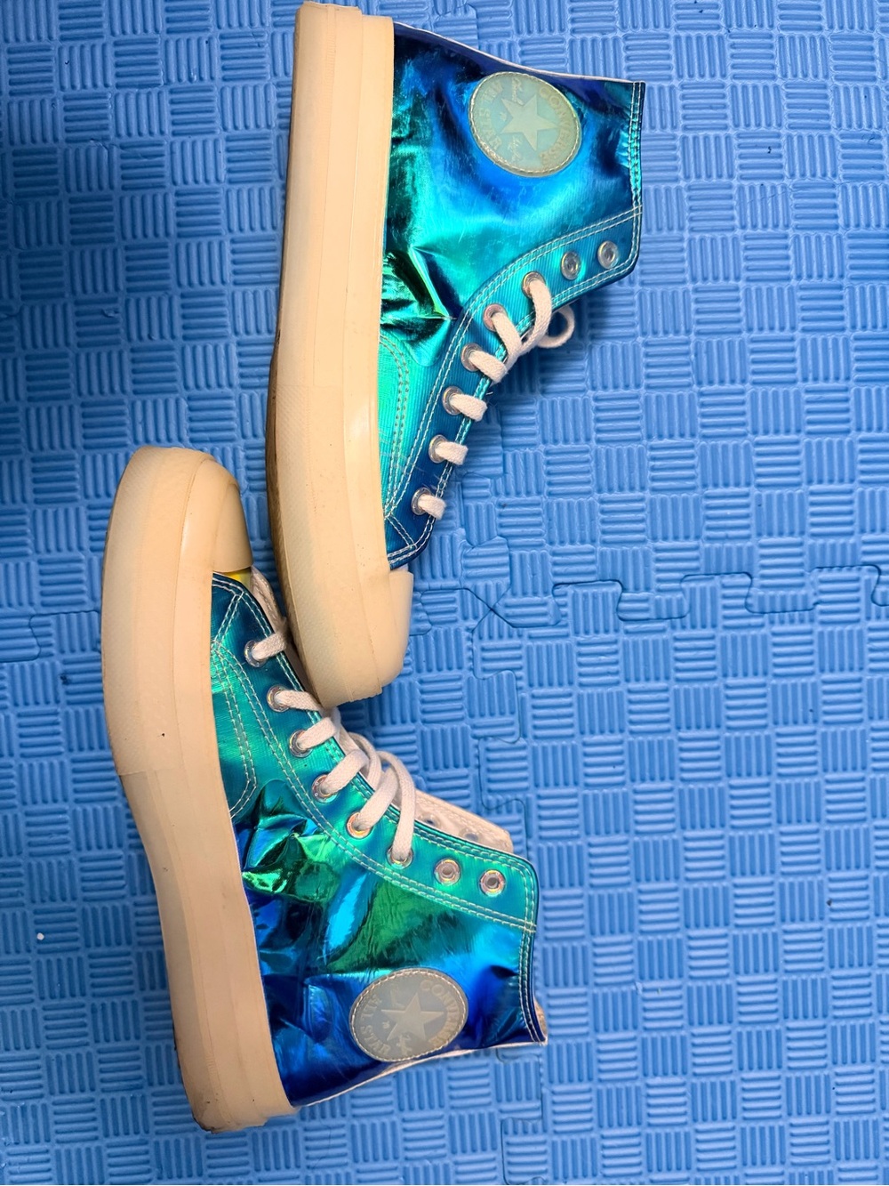 Iridescent converse - Picture 4 of 6